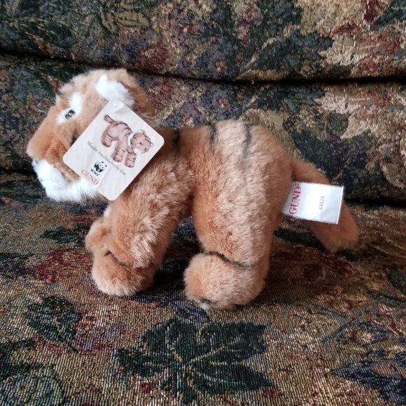 Bengal tiger, small, realistic look, plush toy, WWF soft toy animal by Gund - Picture 2 of 10